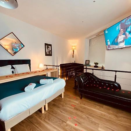 Mieuxqualhotel Jacuzzi Privatif La Retro Bordeaux Zewnętrze zdjęcie