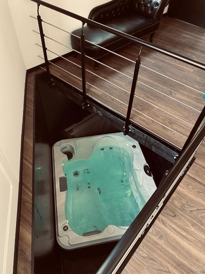 Mieuxqualhotel Jacuzzi Privatif La Retro Bordeaux Zewnętrze zdjęcie